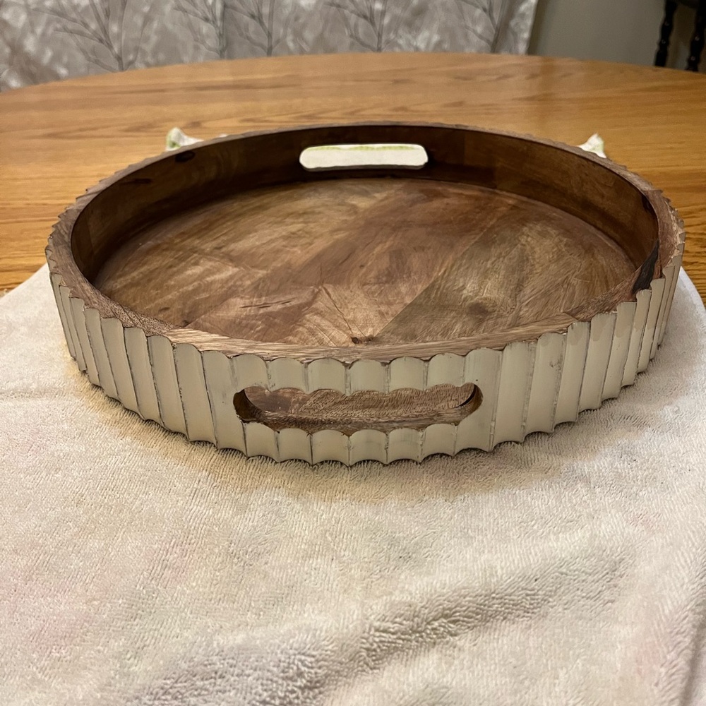 Handle Tray, Distressed White, Round 14”
